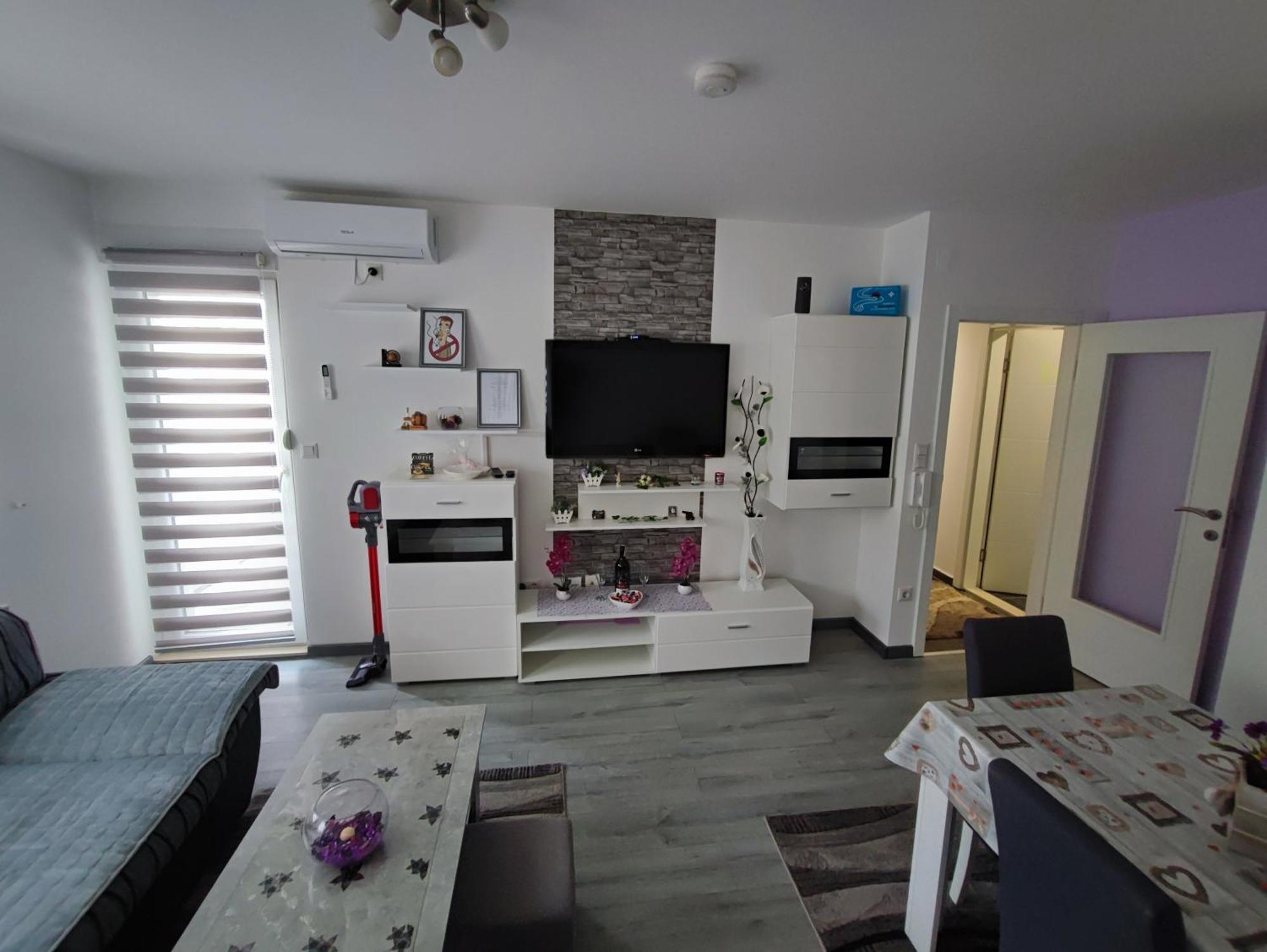 Stan Na Dan Apartman Krisfil Prnjavor Luaran gambar